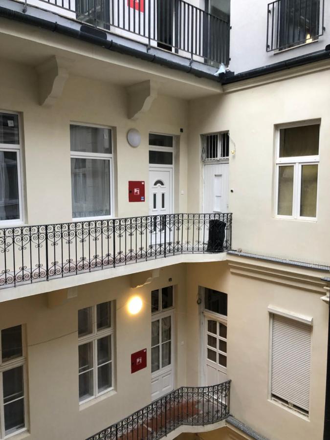 Pau18 Apartments Budapest Eksteriør billede